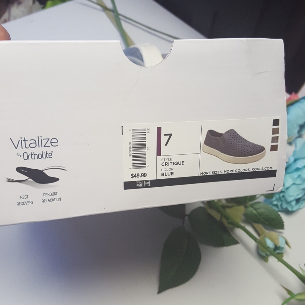 NIB womens Vitalize blue shoes size 7 - Picture 8 of 8